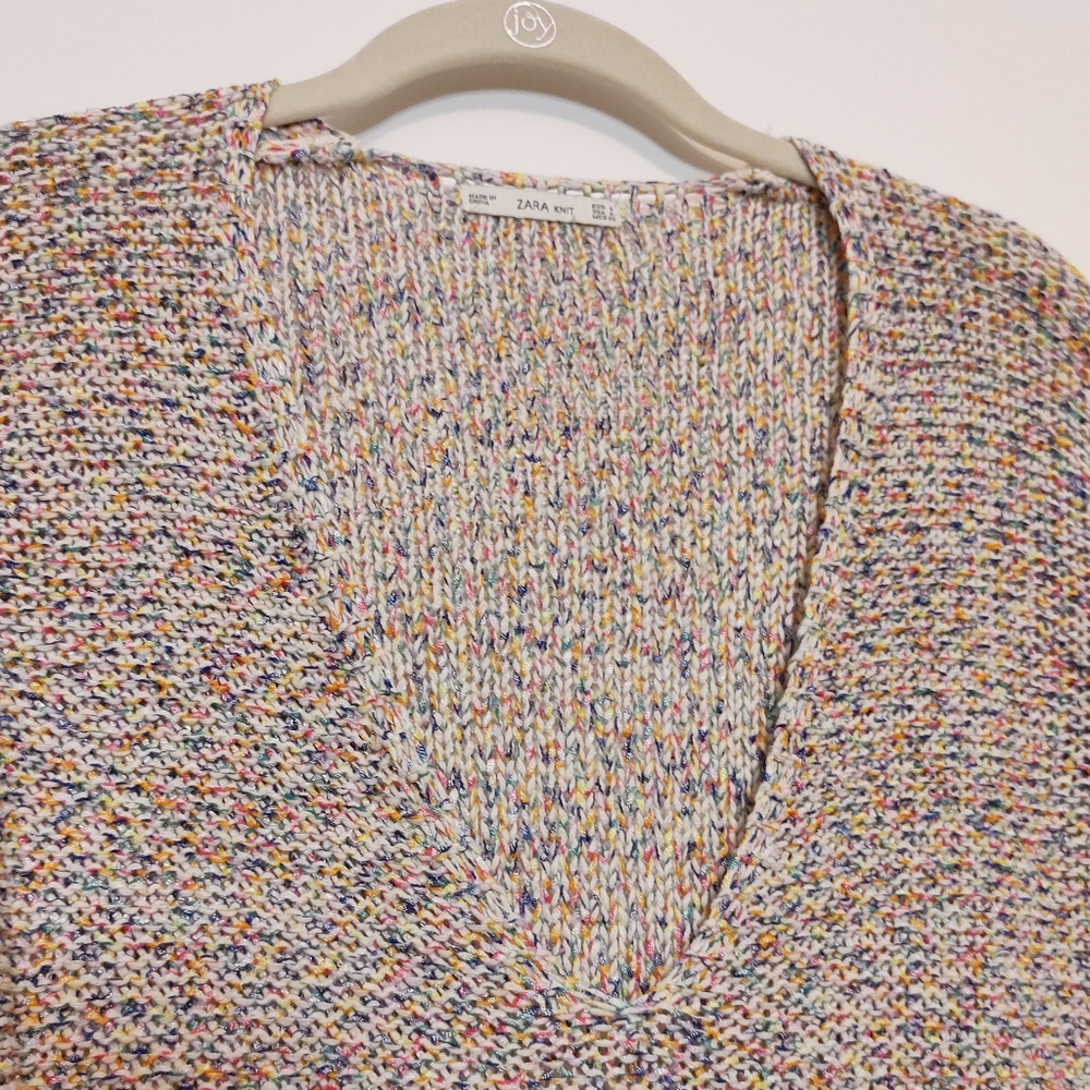 Zara Knits white & colorful variegated knit v neck pullover sweater - Picture 4 of 10
